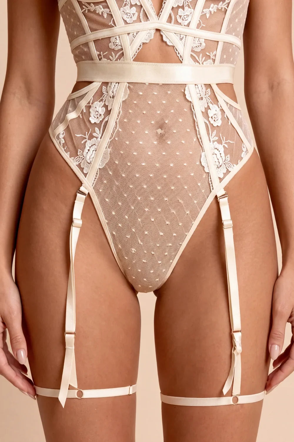 ISABELLE  Lace Bodysuit