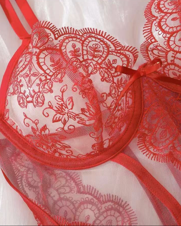 VALENTINA  Lace Basque Lingerie Set
